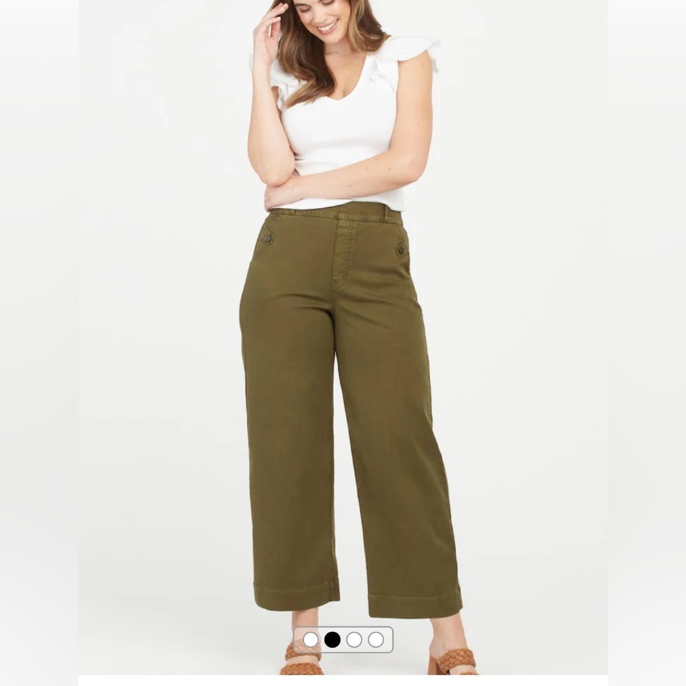SPANX Green Stretch Twill Pull on Cropped Pant